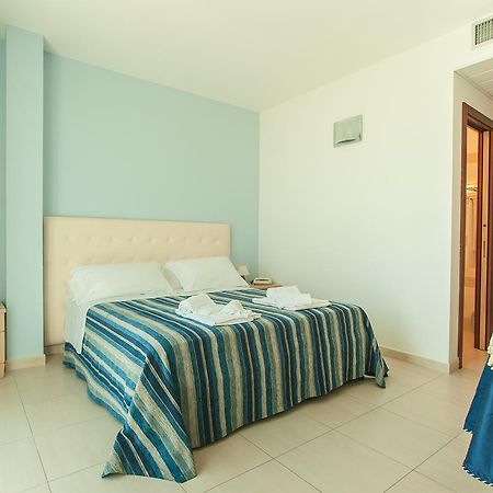 Hotel Riviera Сильви-Марина Экстерьер фото